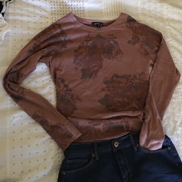O'Neill Tops - 💥Hold💥 O'Neill Mocha Floral LongSleeve Shirt