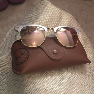 Rose gold raybans