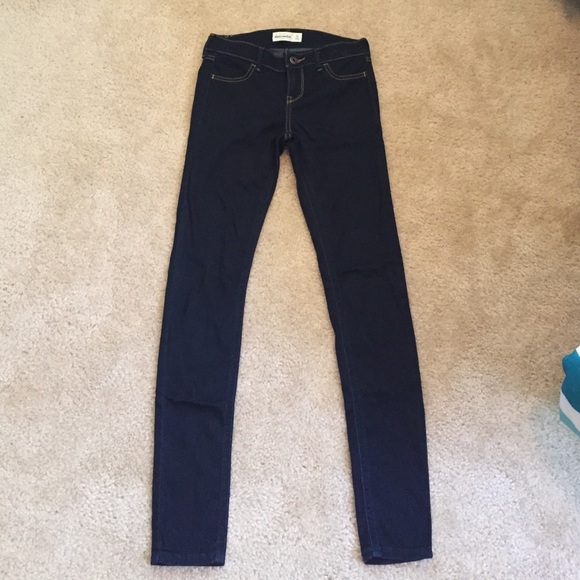 jeans - Picture 2 of 3