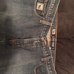 2 pairs of Cruel jeans size 19