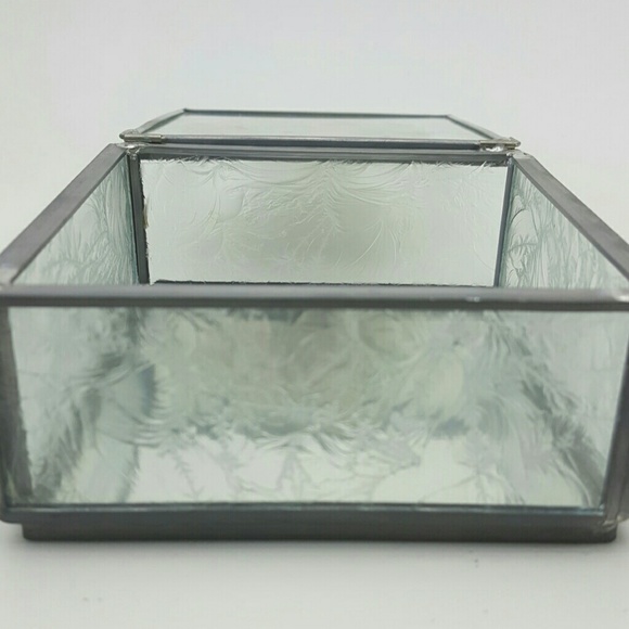 Vintage Jewelry - Vintage Glass Keepsake Box Handmade Vintage Jewelry - Vintage Glass Keepsake Box Handmade