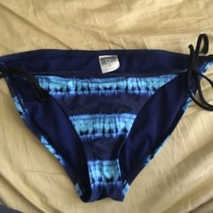 Converse one star bikini bottom tie dye blue
