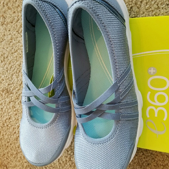 E360 Easy spirit walking shoes