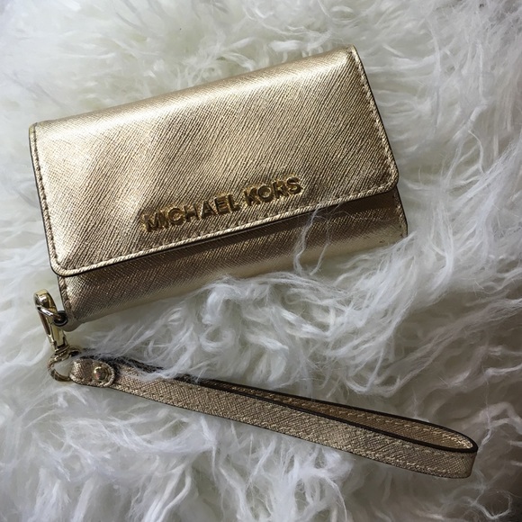 Michael Kors wallet/ iPhone holder