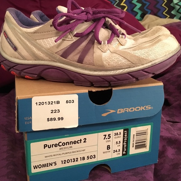 REATIL $89.99 Brooks pure connect shoes Women 7.5