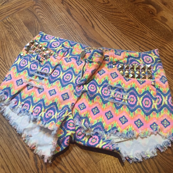 Studded Geometric Patterned Shorts