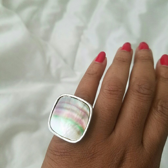 Square shaped ring - Picture 3 of 4