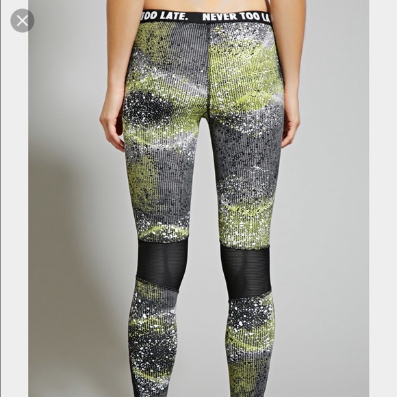 Brand New Forever 21 Active Print Leggings😍😍😍 - Picture 2 of 3