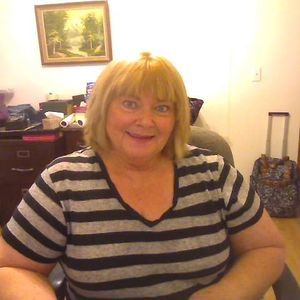 Meet your Posher, Peggy
