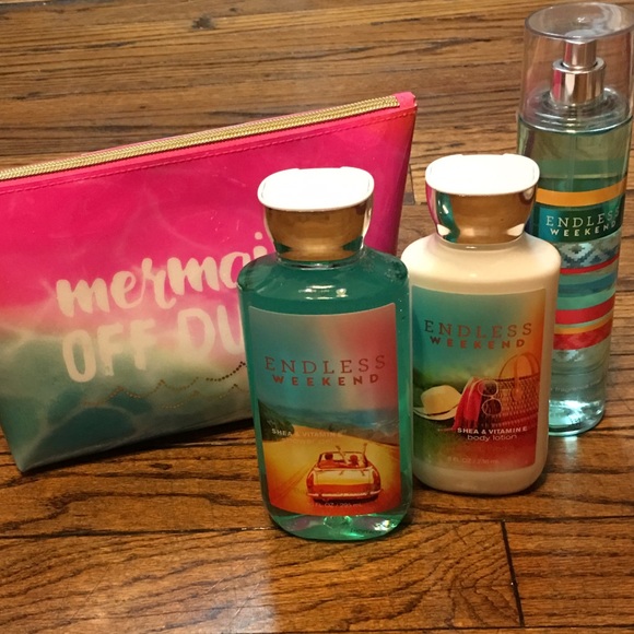 Other - 'ENDLESS WEEKEND' Bath & Body Works Set