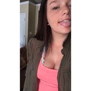 Meet your Posher, Victoria