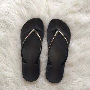Studded GAP flip flops