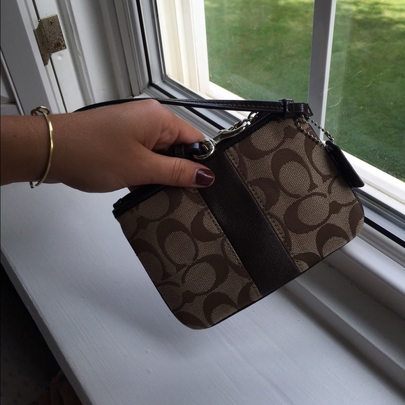 Coach Wristlet - Picture 2 of 4