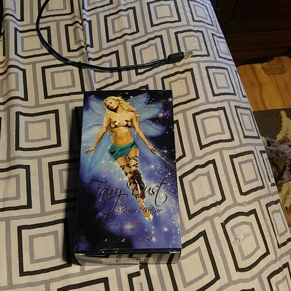Paris Hilton fairy dust perfume