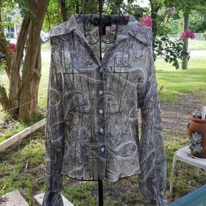 NEVER WORN!!Gorgeous Gloria Vanderbilt Top.. BNWOT