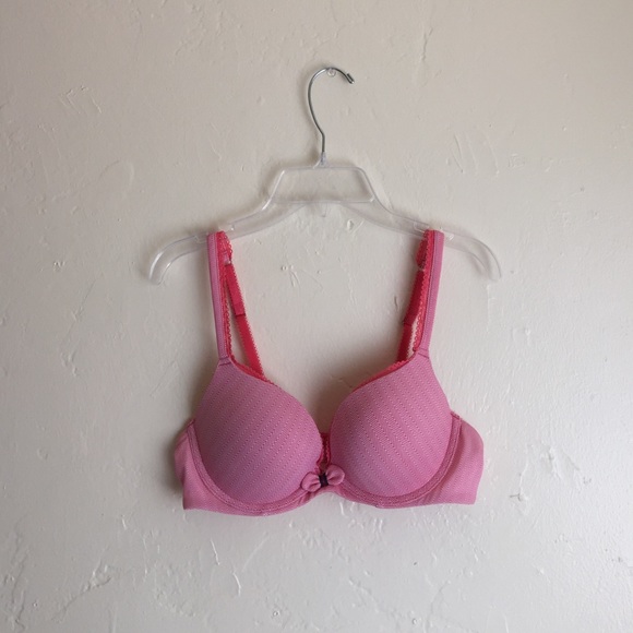 ‼️FINAL PRICE‼️ NWOT Tommy Chevron Bra