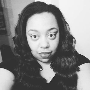 Meet your Posher, Cassandra