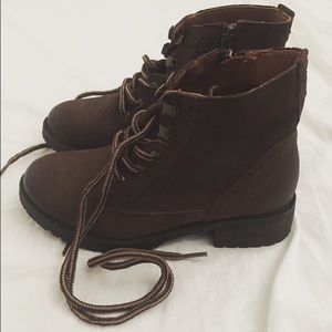 Steve Madden Boots