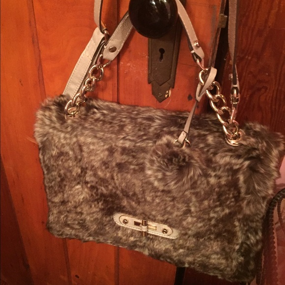 guess fur bag