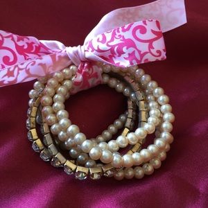 🔴🎀Pearl and Rhinestone Bracelet Set🎀