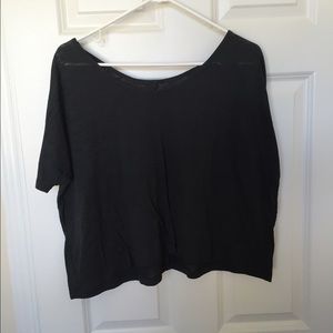 dark grey loose cropped tee