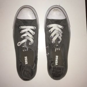 Converse slip ons