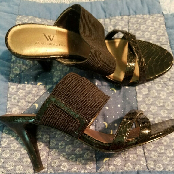 Worthington heels with stretch