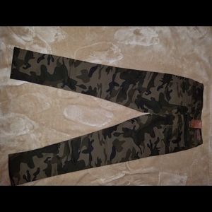 Military skinny jeans