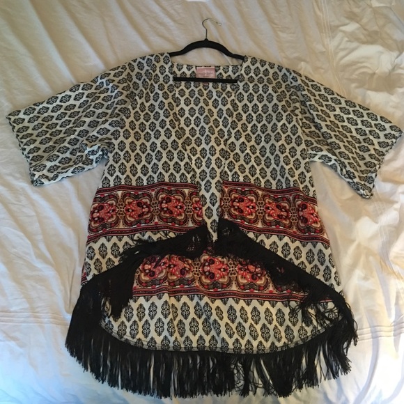 Patterned kimono