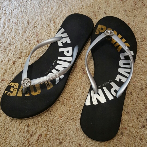 Victoria Secret Pink flip flops