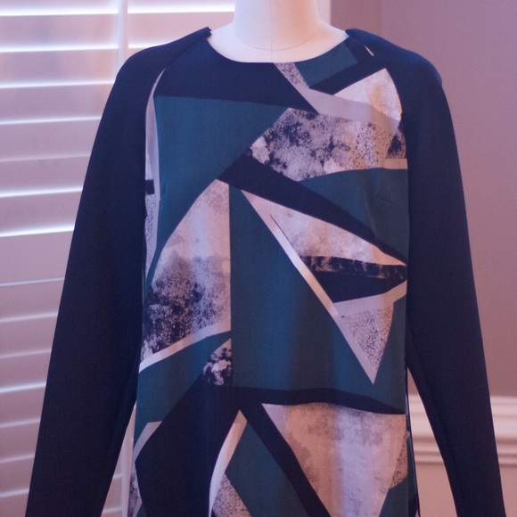 Straight geometrical dress. Blue green tile