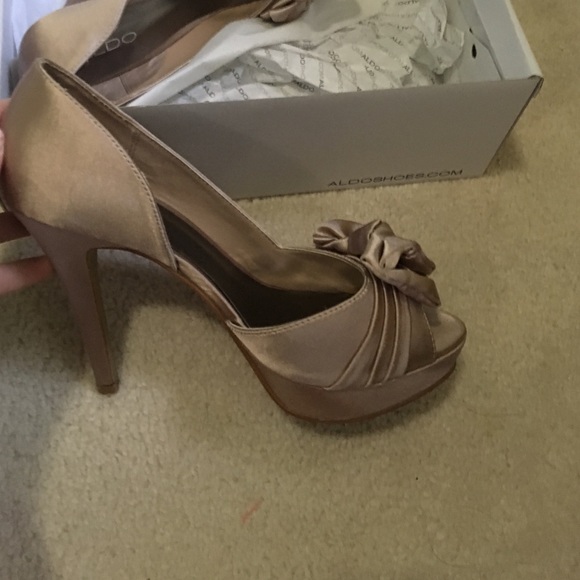 Aldo Shabala Bow heels