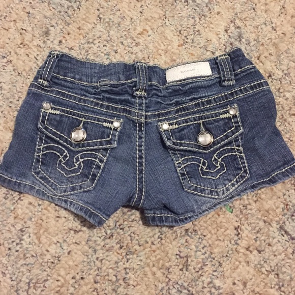 Jean shorts - Picture 2 of 2