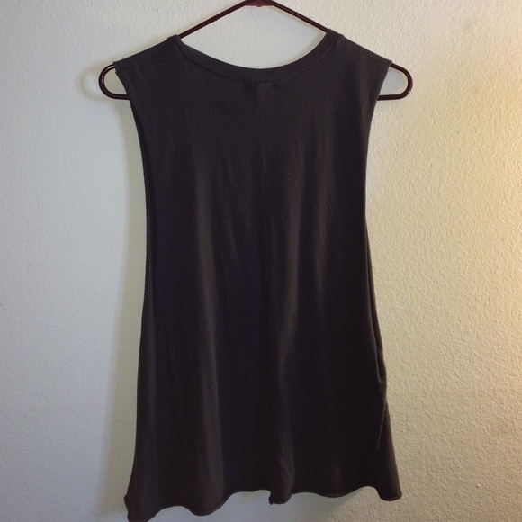 Tank top - Picture 3 of 3