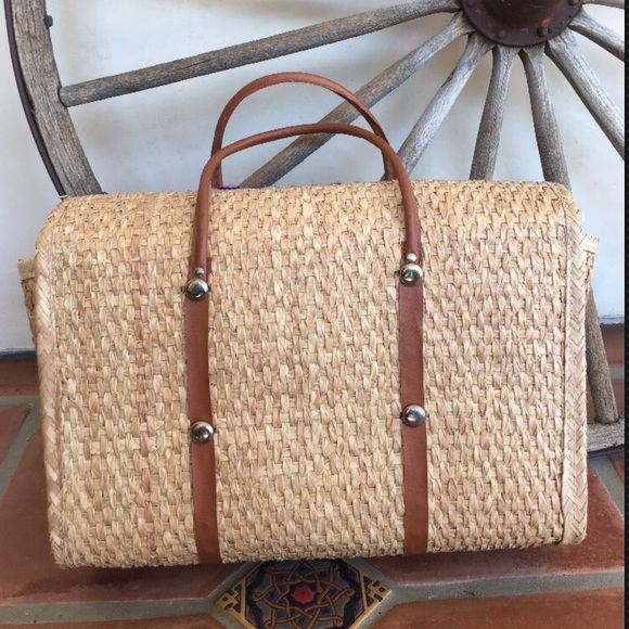 SOLD—MEXICAN VTG Woven Straw Basket Shopper Tote - Picture 3 of 4
