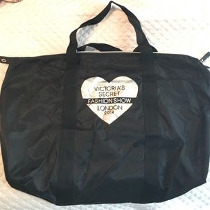 Victoria's Secret Tote Set