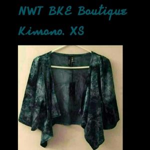 NWT BKE Boutique Crushed Velvet Tie Dye Kimono XS