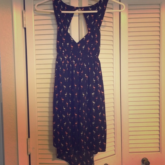 I'm selling a dress