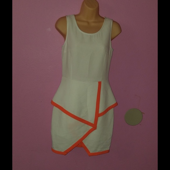 Withe dressy with orange details