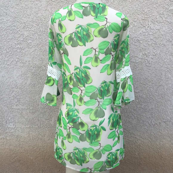🆕Gorgeous green tunic top - Picture 4 of 4