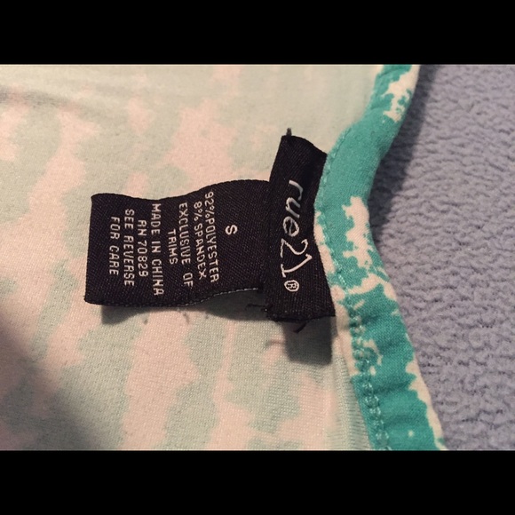 Tank top - Picture 2 of 2