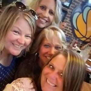 Meet your Posher, Sharon