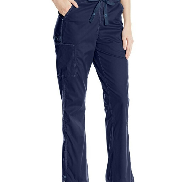 Women's WonderFLEX Grace Flare Leg Cargo?scrubs