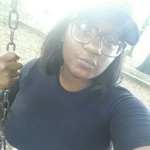 Meet your Posher, Jade