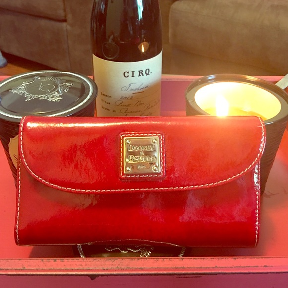 Dooney & Bourke checkbook wallet