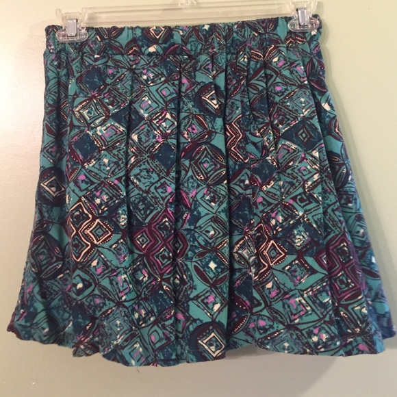 Forever 21 printed skater skirt with pockets