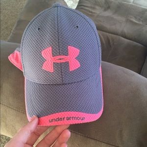 Adjustable hat