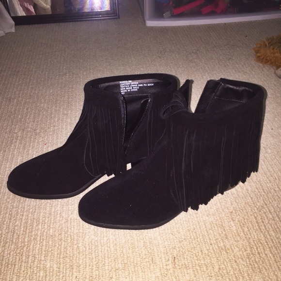 Steve Madden Ranco Fringe Booties