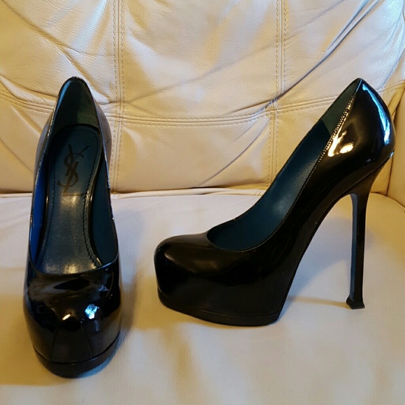 YSL Tribute 105 Pump