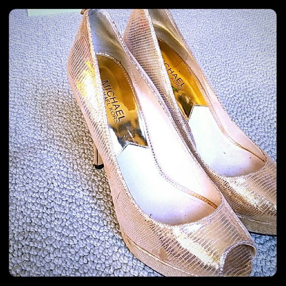 Gold Snakeskin Michael Kors peep toe pumps